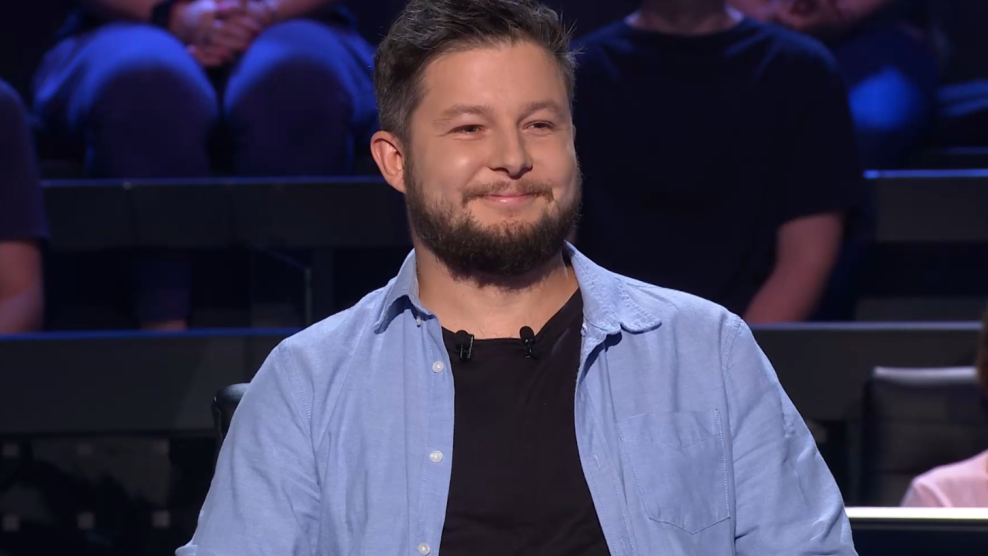 Milionerzy PRZED EMISJĄ W TV: Pijąc kompot z makowim można wpaść jak...?
